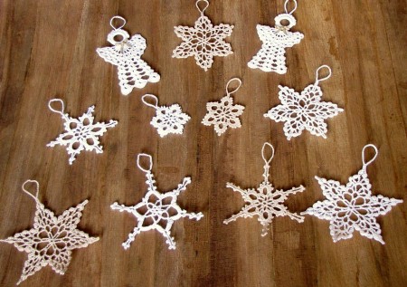 stars2 My mom's handmade ornaments for sale this year.